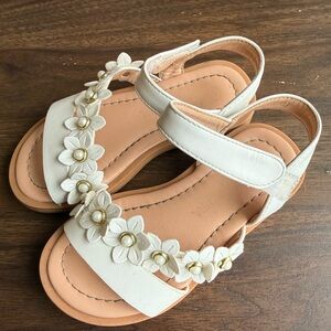 Girls White Flower Pearl Strap Sandals - Kids